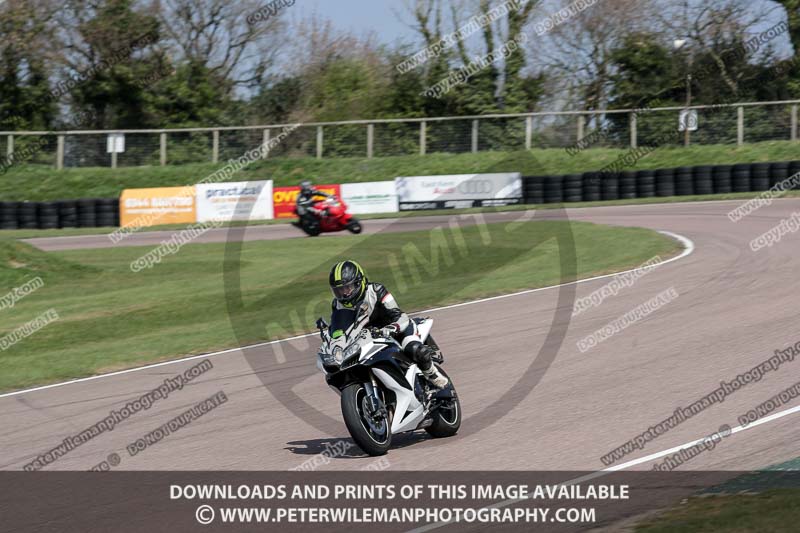 cadwell park;cadwell park photographs;cadwell trackday photographs;enduro digital images;event digital images;eventdigitalimages;peter wileman photography;racing digital images;trackday digital images;trackday photos