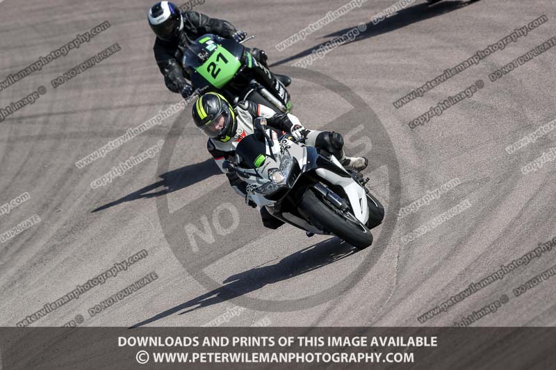 cadwell park;cadwell park photographs;cadwell trackday photographs;enduro digital images;event digital images;eventdigitalimages;peter wileman photography;racing digital images;trackday digital images;trackday photos