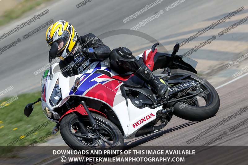 cadwell park;cadwell park photographs;cadwell trackday photographs;enduro digital images;event digital images;eventdigitalimages;peter wileman photography;racing digital images;trackday digital images;trackday photos