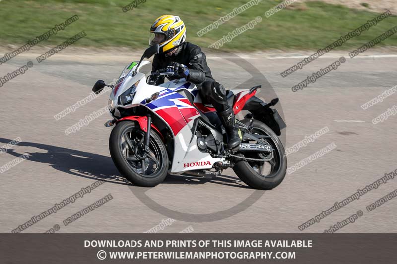 cadwell park;cadwell park photographs;cadwell trackday photographs;enduro digital images;event digital images;eventdigitalimages;peter wileman photography;racing digital images;trackday digital images;trackday photos