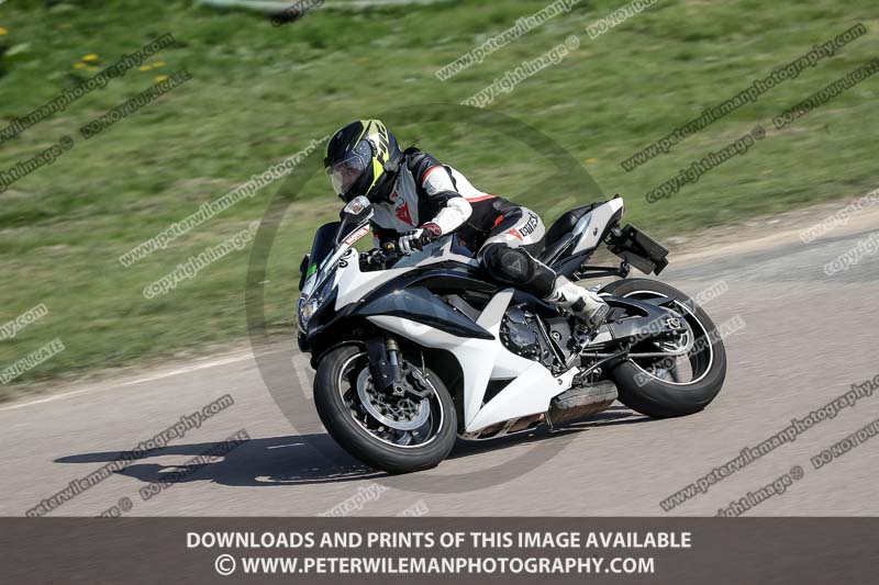 cadwell park;cadwell park photographs;cadwell trackday photographs;enduro digital images;event digital images;eventdigitalimages;peter wileman photography;racing digital images;trackday digital images;trackday photos