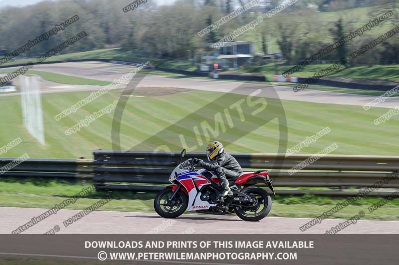 cadwell park;cadwell park photographs;cadwell trackday photographs;enduro digital images;event digital images;eventdigitalimages;peter wileman photography;racing digital images;trackday digital images;trackday photos