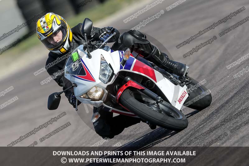 cadwell park;cadwell park photographs;cadwell trackday photographs;enduro digital images;event digital images;eventdigitalimages;peter wileman photography;racing digital images;trackday digital images;trackday photos