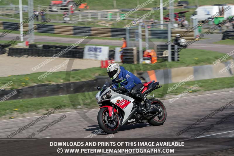 cadwell park;cadwell park photographs;cadwell trackday photographs;enduro digital images;event digital images;eventdigitalimages;peter wileman photography;racing digital images;trackday digital images;trackday photos