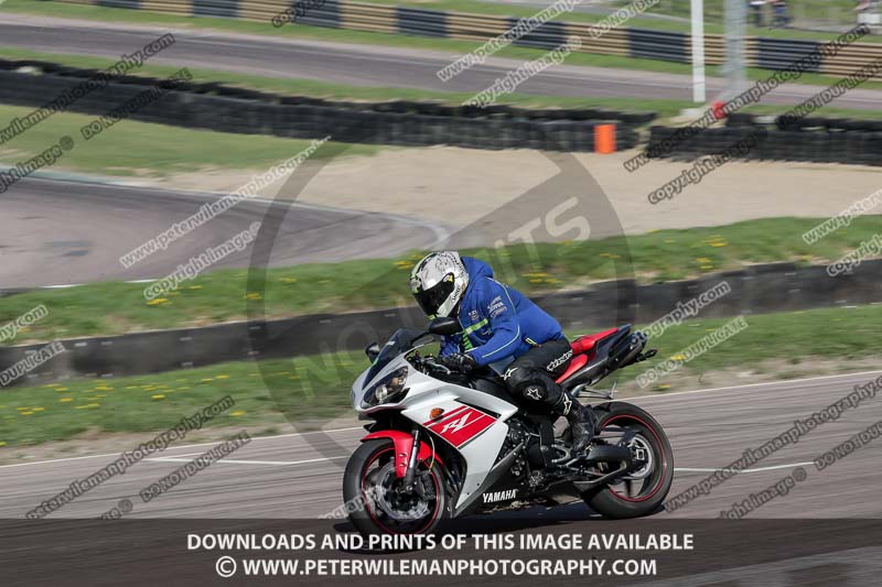 cadwell park;cadwell park photographs;cadwell trackday photographs;enduro digital images;event digital images;eventdigitalimages;peter wileman photography;racing digital images;trackday digital images;trackday photos