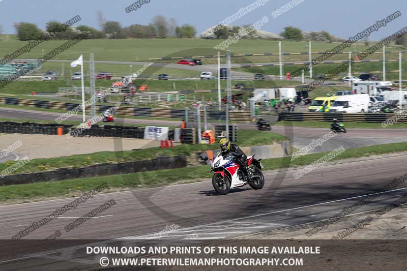cadwell park;cadwell park photographs;cadwell trackday photographs;enduro digital images;event digital images;eventdigitalimages;peter wileman photography;racing digital images;trackday digital images;trackday photos