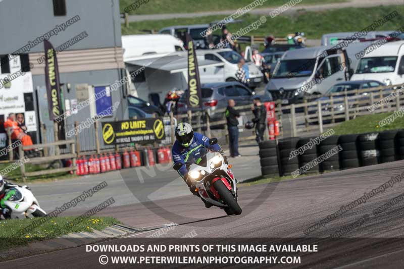 cadwell park;cadwell park photographs;cadwell trackday photographs;enduro digital images;event digital images;eventdigitalimages;peter wileman photography;racing digital images;trackday digital images;trackday photos