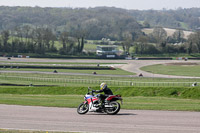 cadwell-park;cadwell-park-photographs;cadwell-trackday-photographs;enduro-digital-images;event-digital-images;eventdigitalimages;peter-wileman-photography;racing-digital-images;trackday-digital-images;trackday-photos