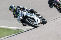 cadwell-park;cadwell-park-photographs;cadwell-trackday-photographs;enduro-digital-images;event-digital-images;eventdigitalimages;peter-wileman-photography;racing-digital-images;trackday-digital-images;trackday-photos