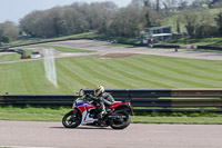 cadwell-park;cadwell-park-photographs;cadwell-trackday-photographs;enduro-digital-images;event-digital-images;eventdigitalimages;peter-wileman-photography;racing-digital-images;trackday-digital-images;trackday-photos
