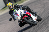 cadwell-park;cadwell-park-photographs;cadwell-trackday-photographs;enduro-digital-images;event-digital-images;eventdigitalimages;peter-wileman-photography;racing-digital-images;trackday-digital-images;trackday-photos