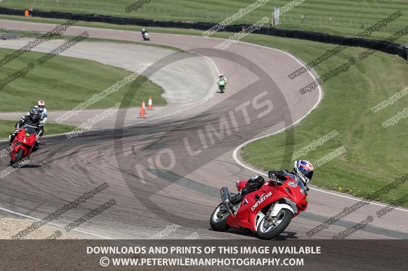 cadwell park;cadwell park photographs;cadwell trackday photographs;enduro digital images;event digital images;eventdigitalimages;peter wileman photography;racing digital images;trackday digital images;trackday photos