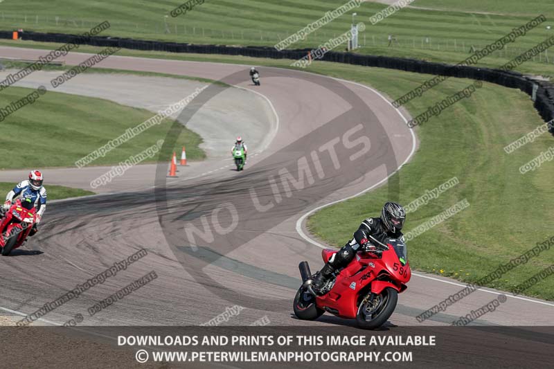 cadwell park;cadwell park photographs;cadwell trackday photographs;enduro digital images;event digital images;eventdigitalimages;peter wileman photography;racing digital images;trackday digital images;trackday photos