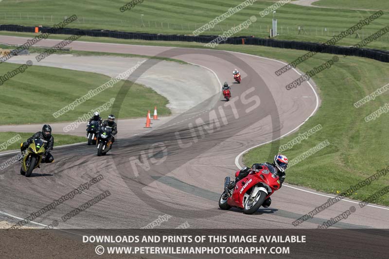 cadwell park;cadwell park photographs;cadwell trackday photographs;enduro digital images;event digital images;eventdigitalimages;peter wileman photography;racing digital images;trackday digital images;trackday photos