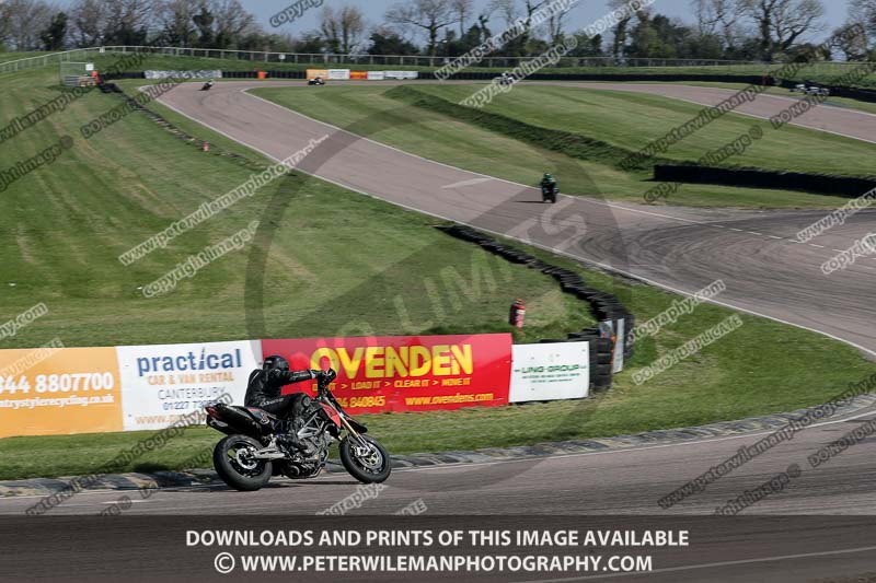 cadwell park;cadwell park photographs;cadwell trackday photographs;enduro digital images;event digital images;eventdigitalimages;peter wileman photography;racing digital images;trackday digital images;trackday photos