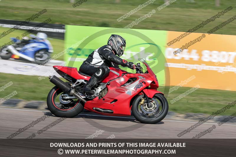 cadwell park;cadwell park photographs;cadwell trackday photographs;enduro digital images;event digital images;eventdigitalimages;peter wileman photography;racing digital images;trackday digital images;trackday photos