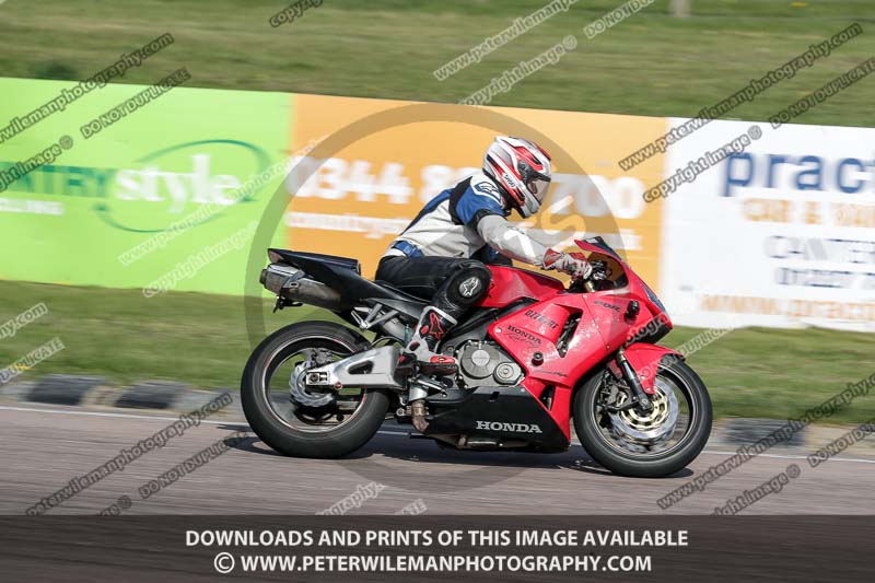 cadwell park;cadwell park photographs;cadwell trackday photographs;enduro digital images;event digital images;eventdigitalimages;peter wileman photography;racing digital images;trackday digital images;trackday photos