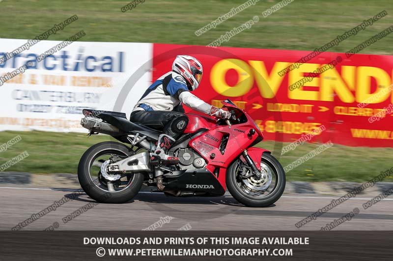 cadwell park;cadwell park photographs;cadwell trackday photographs;enduro digital images;event digital images;eventdigitalimages;peter wileman photography;racing digital images;trackday digital images;trackday photos