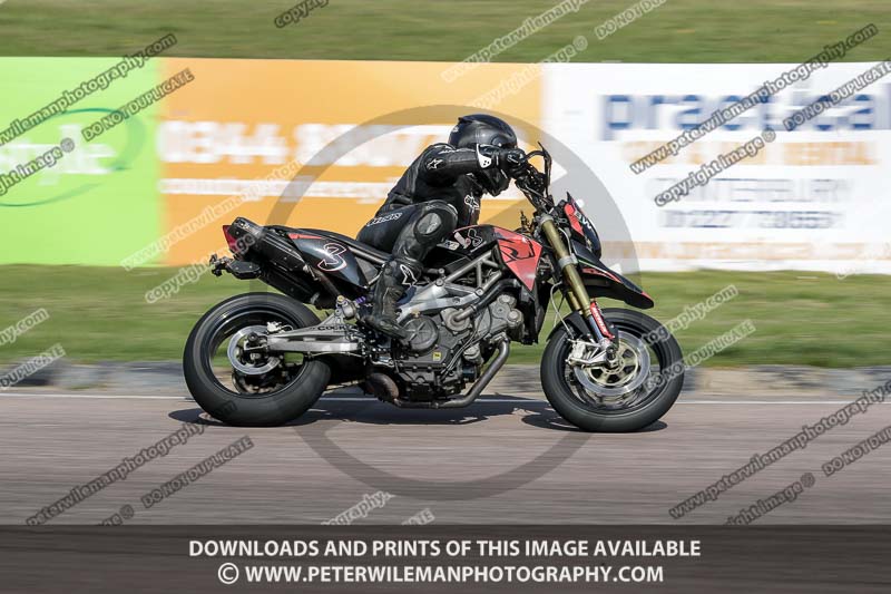 cadwell park;cadwell park photographs;cadwell trackday photographs;enduro digital images;event digital images;eventdigitalimages;peter wileman photography;racing digital images;trackday digital images;trackday photos