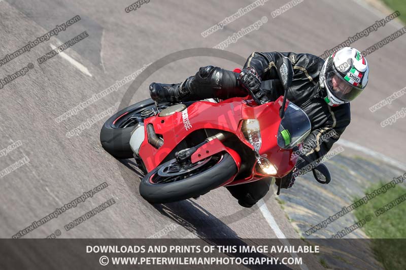 cadwell park;cadwell park photographs;cadwell trackday photographs;enduro digital images;event digital images;eventdigitalimages;peter wileman photography;racing digital images;trackday digital images;trackday photos