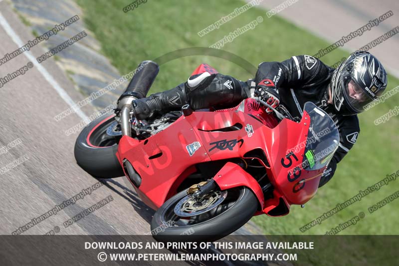 cadwell park;cadwell park photographs;cadwell trackday photographs;enduro digital images;event digital images;eventdigitalimages;peter wileman photography;racing digital images;trackday digital images;trackday photos