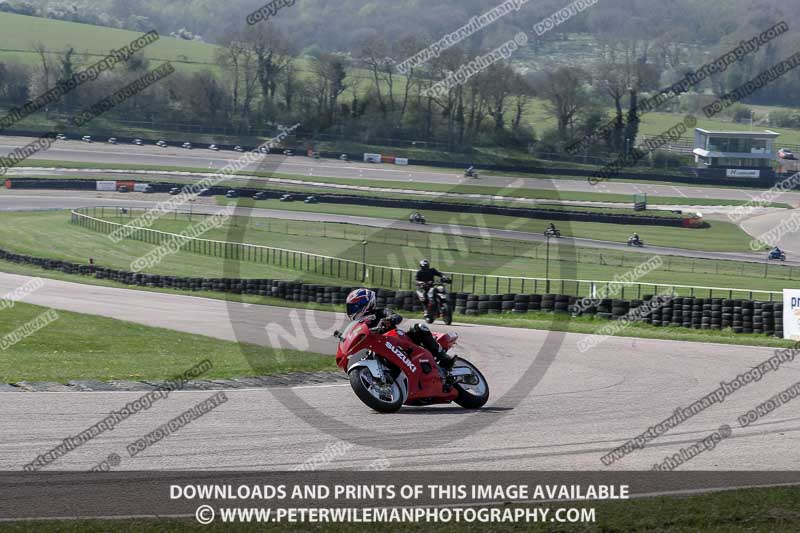 cadwell park;cadwell park photographs;cadwell trackday photographs;enduro digital images;event digital images;eventdigitalimages;peter wileman photography;racing digital images;trackday digital images;trackday photos