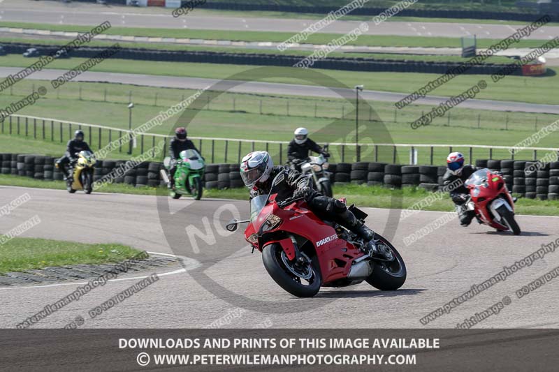 cadwell park;cadwell park photographs;cadwell trackday photographs;enduro digital images;event digital images;eventdigitalimages;peter wileman photography;racing digital images;trackday digital images;trackday photos