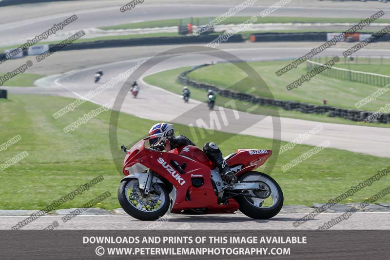 cadwell park;cadwell park photographs;cadwell trackday photographs;enduro digital images;event digital images;eventdigitalimages;peter wileman photography;racing digital images;trackday digital images;trackday photos