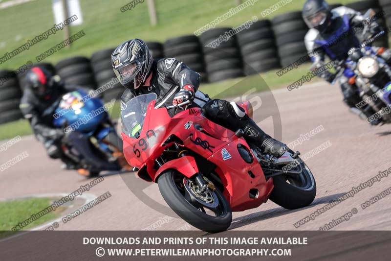 cadwell park;cadwell park photographs;cadwell trackday photographs;enduro digital images;event digital images;eventdigitalimages;peter wileman photography;racing digital images;trackday digital images;trackday photos