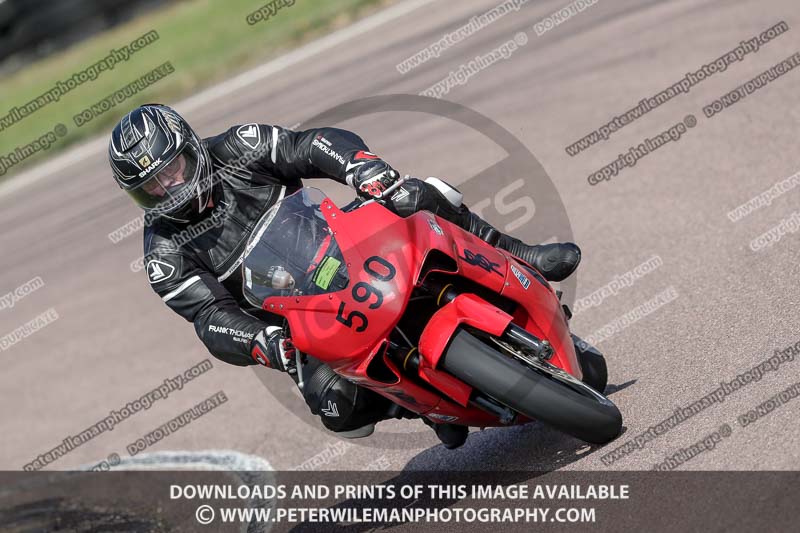 cadwell park;cadwell park photographs;cadwell trackday photographs;enduro digital images;event digital images;eventdigitalimages;peter wileman photography;racing digital images;trackday digital images;trackday photos
