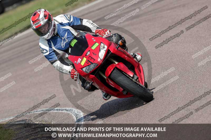 cadwell park;cadwell park photographs;cadwell trackday photographs;enduro digital images;event digital images;eventdigitalimages;peter wileman photography;racing digital images;trackday digital images;trackday photos