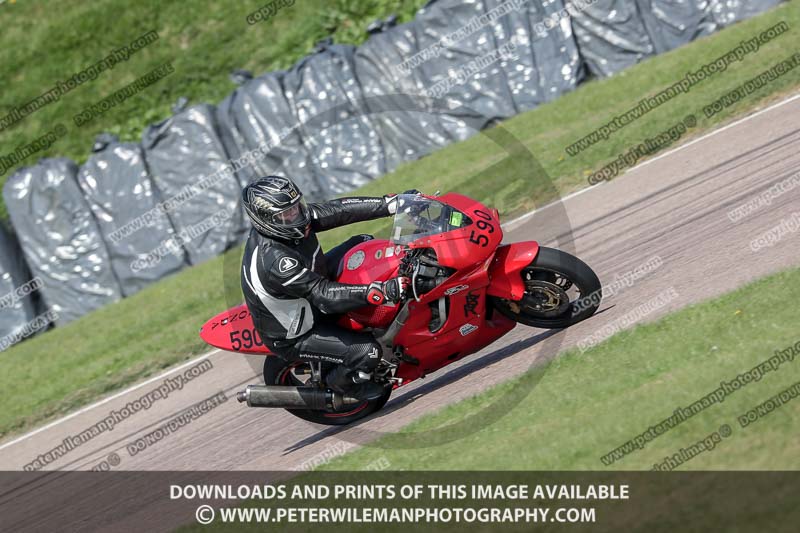 cadwell park;cadwell park photographs;cadwell trackday photographs;enduro digital images;event digital images;eventdigitalimages;peter wileman photography;racing digital images;trackday digital images;trackday photos