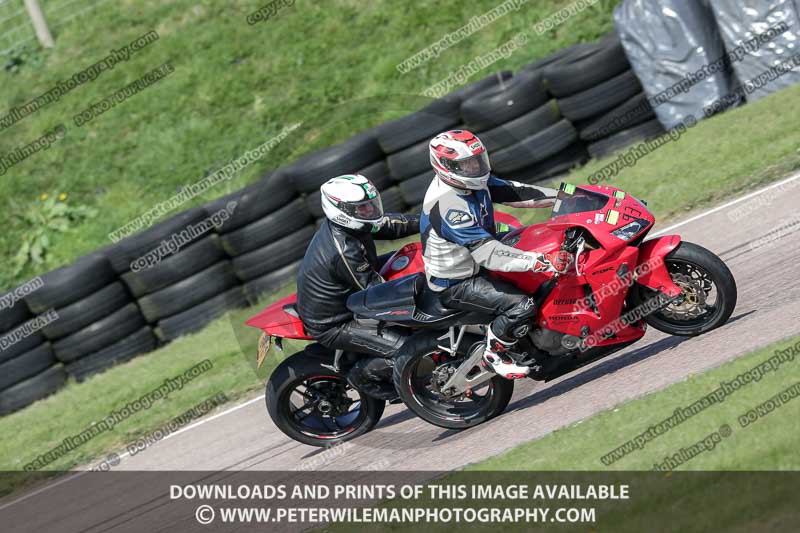cadwell park;cadwell park photographs;cadwell trackday photographs;enduro digital images;event digital images;eventdigitalimages;peter wileman photography;racing digital images;trackday digital images;trackday photos