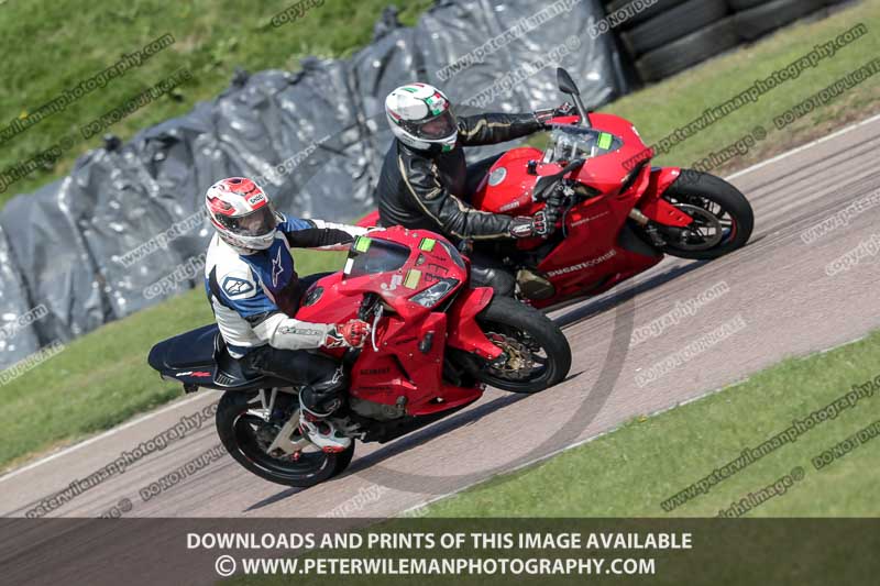 cadwell park;cadwell park photographs;cadwell trackday photographs;enduro digital images;event digital images;eventdigitalimages;peter wileman photography;racing digital images;trackday digital images;trackday photos