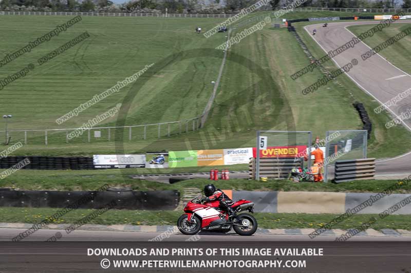 cadwell park;cadwell park photographs;cadwell trackday photographs;enduro digital images;event digital images;eventdigitalimages;peter wileman photography;racing digital images;trackday digital images;trackday photos
