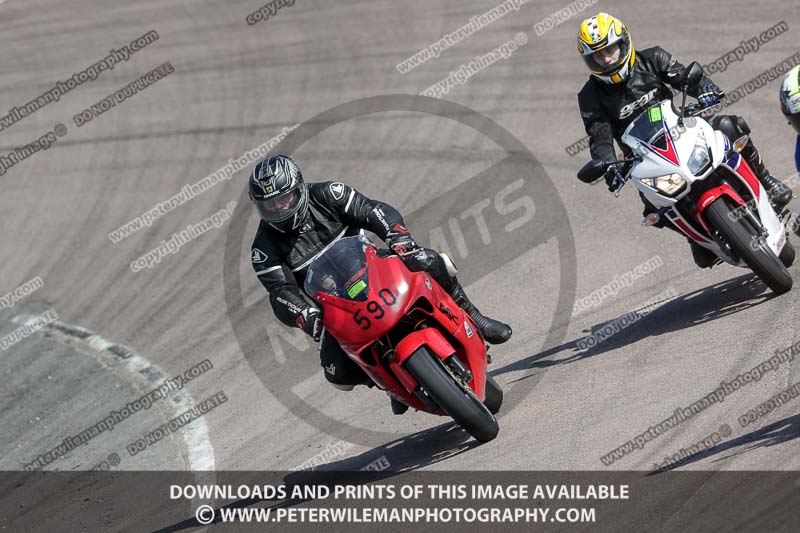 cadwell park;cadwell park photographs;cadwell trackday photographs;enduro digital images;event digital images;eventdigitalimages;peter wileman photography;racing digital images;trackday digital images;trackday photos