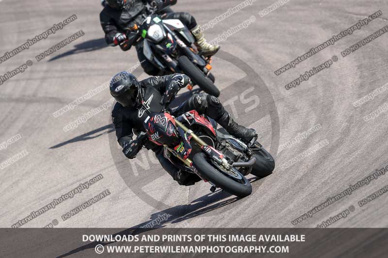 cadwell park;cadwell park photographs;cadwell trackday photographs;enduro digital images;event digital images;eventdigitalimages;peter wileman photography;racing digital images;trackday digital images;trackday photos