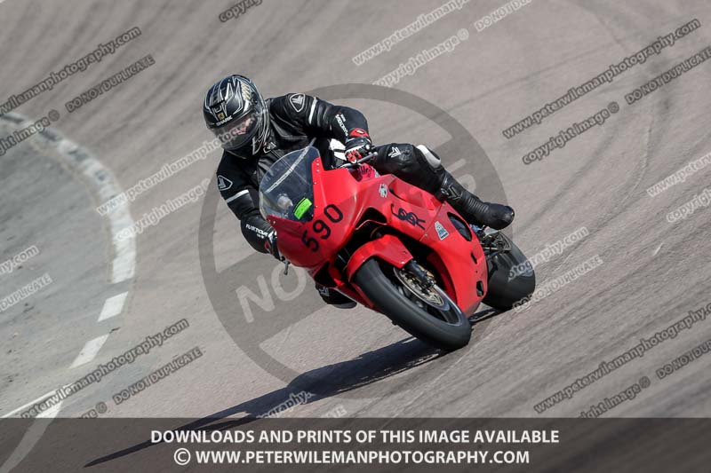 cadwell park;cadwell park photographs;cadwell trackday photographs;enduro digital images;event digital images;eventdigitalimages;peter wileman photography;racing digital images;trackday digital images;trackday photos