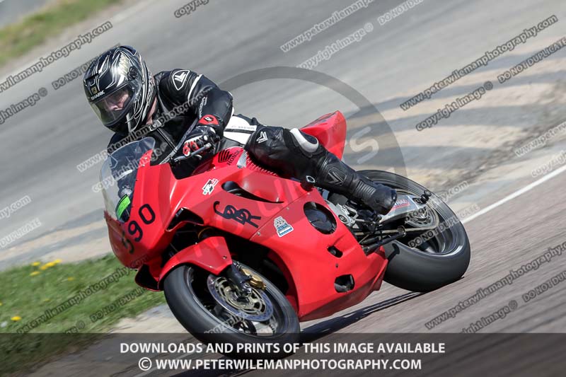 cadwell park;cadwell park photographs;cadwell trackday photographs;enduro digital images;event digital images;eventdigitalimages;peter wileman photography;racing digital images;trackday digital images;trackday photos