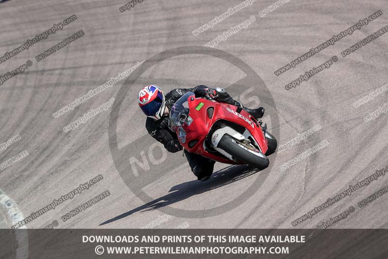 cadwell park;cadwell park photographs;cadwell trackday photographs;enduro digital images;event digital images;eventdigitalimages;peter wileman photography;racing digital images;trackday digital images;trackday photos