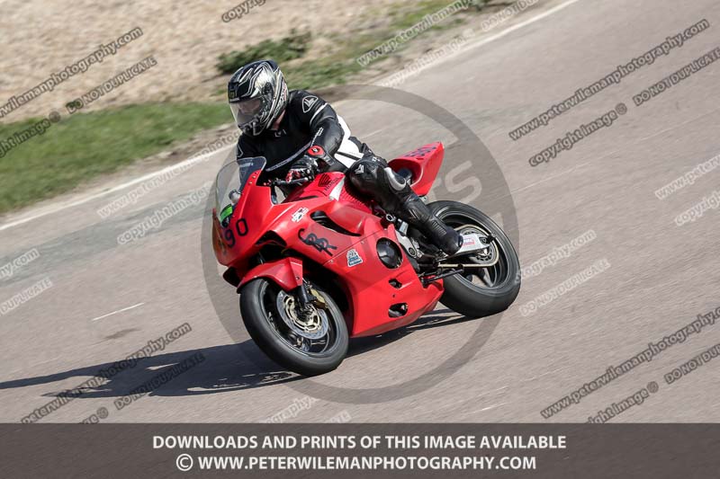 cadwell park;cadwell park photographs;cadwell trackday photographs;enduro digital images;event digital images;eventdigitalimages;peter wileman photography;racing digital images;trackday digital images;trackday photos