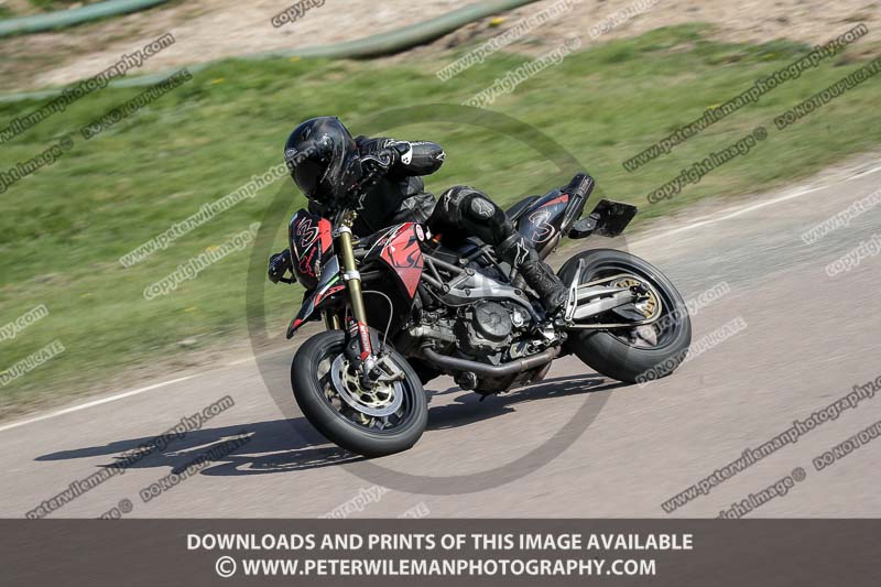 cadwell park;cadwell park photographs;cadwell trackday photographs;enduro digital images;event digital images;eventdigitalimages;peter wileman photography;racing digital images;trackday digital images;trackday photos