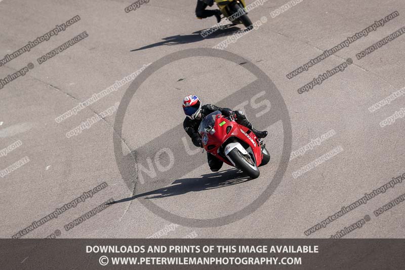 cadwell park;cadwell park photographs;cadwell trackday photographs;enduro digital images;event digital images;eventdigitalimages;peter wileman photography;racing digital images;trackday digital images;trackday photos