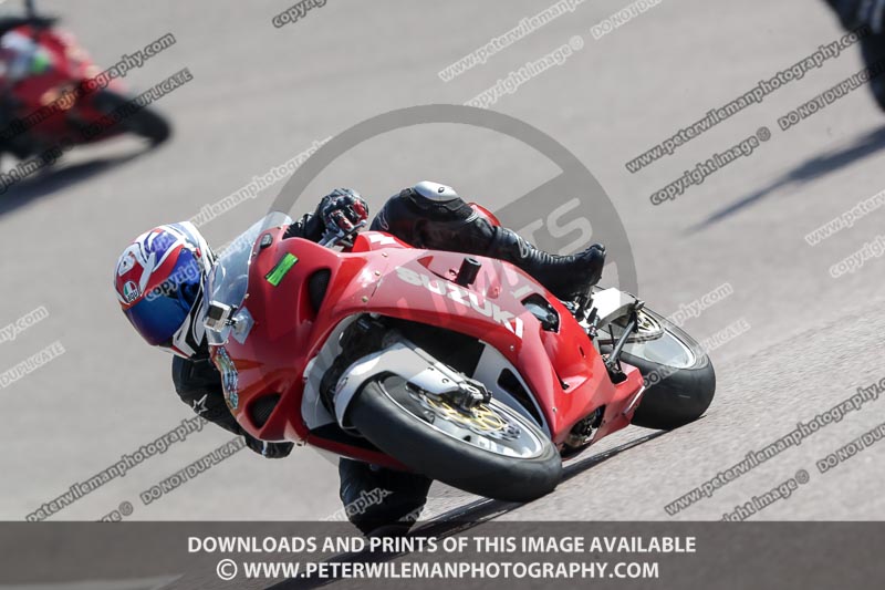 cadwell park;cadwell park photographs;cadwell trackday photographs;enduro digital images;event digital images;eventdigitalimages;peter wileman photography;racing digital images;trackday digital images;trackday photos