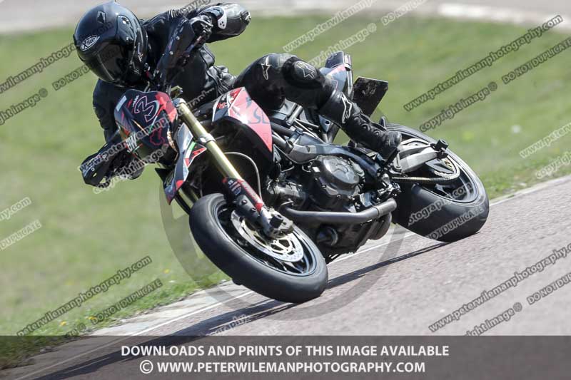 cadwell park;cadwell park photographs;cadwell trackday photographs;enduro digital images;event digital images;eventdigitalimages;peter wileman photography;racing digital images;trackday digital images;trackday photos