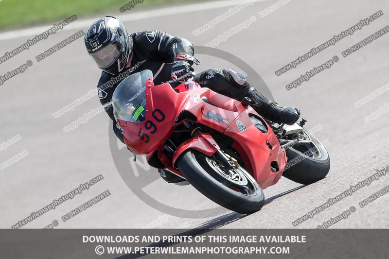 cadwell park;cadwell park photographs;cadwell trackday photographs;enduro digital images;event digital images;eventdigitalimages;peter wileman photography;racing digital images;trackday digital images;trackday photos
