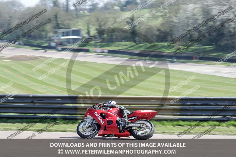 cadwell park;cadwell park photographs;cadwell trackday photographs;enduro digital images;event digital images;eventdigitalimages;peter wileman photography;racing digital images;trackday digital images;trackday photos