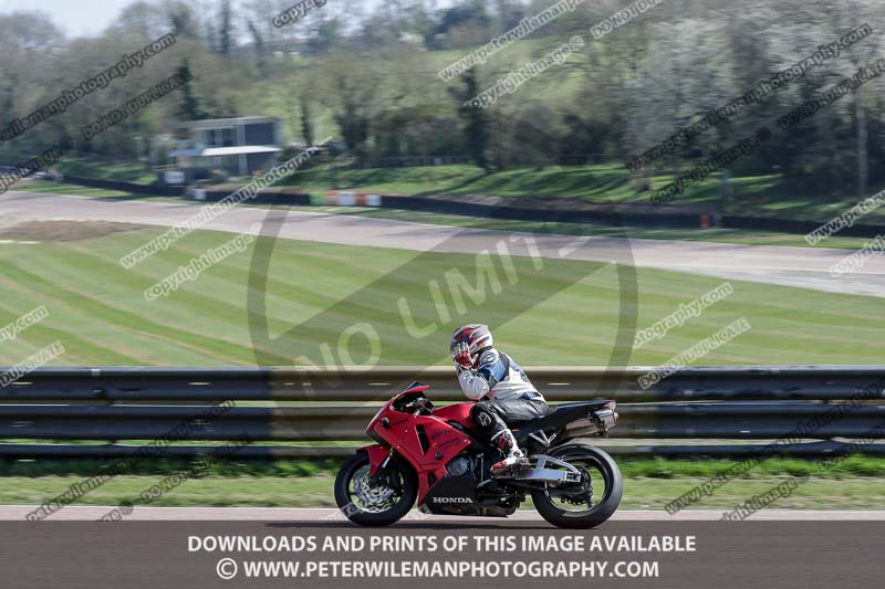 cadwell park;cadwell park photographs;cadwell trackday photographs;enduro digital images;event digital images;eventdigitalimages;peter wileman photography;racing digital images;trackday digital images;trackday photos