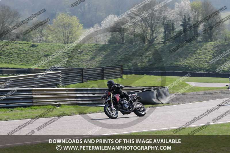 cadwell park;cadwell park photographs;cadwell trackday photographs;enduro digital images;event digital images;eventdigitalimages;peter wileman photography;racing digital images;trackday digital images;trackday photos