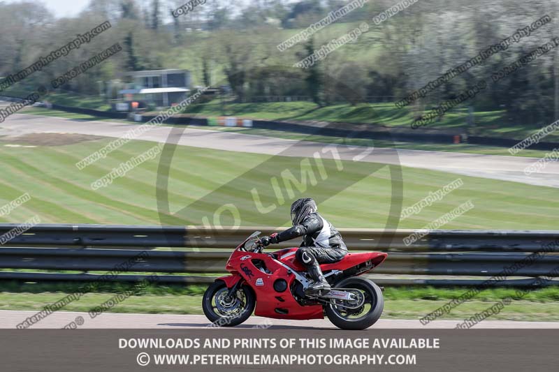 cadwell park;cadwell park photographs;cadwell trackday photographs;enduro digital images;event digital images;eventdigitalimages;peter wileman photography;racing digital images;trackday digital images;trackday photos